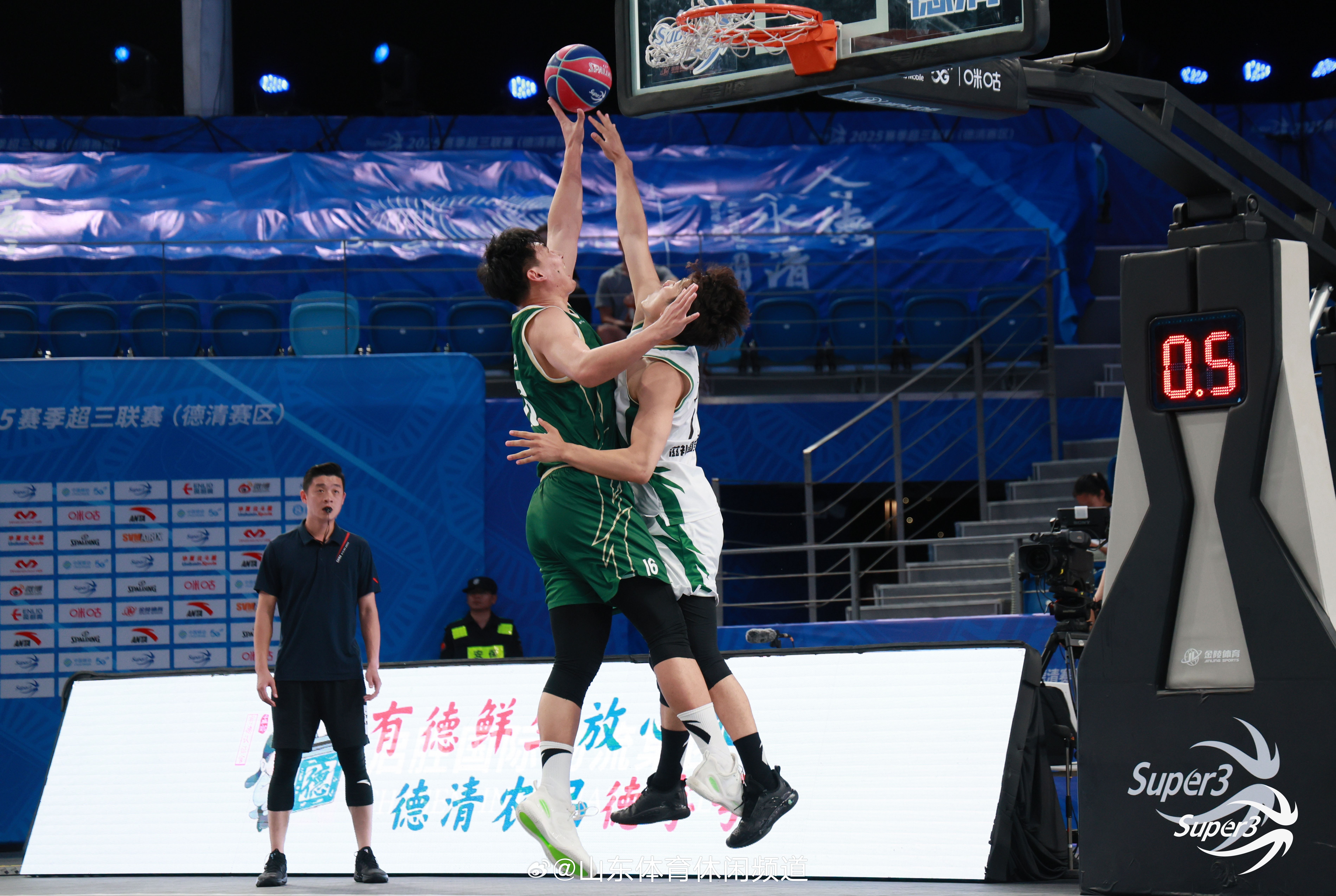 清晨体能课后，山东男篮再遭质疑备战德甲，管理层满意，资深球员宣示担当的简单介绍